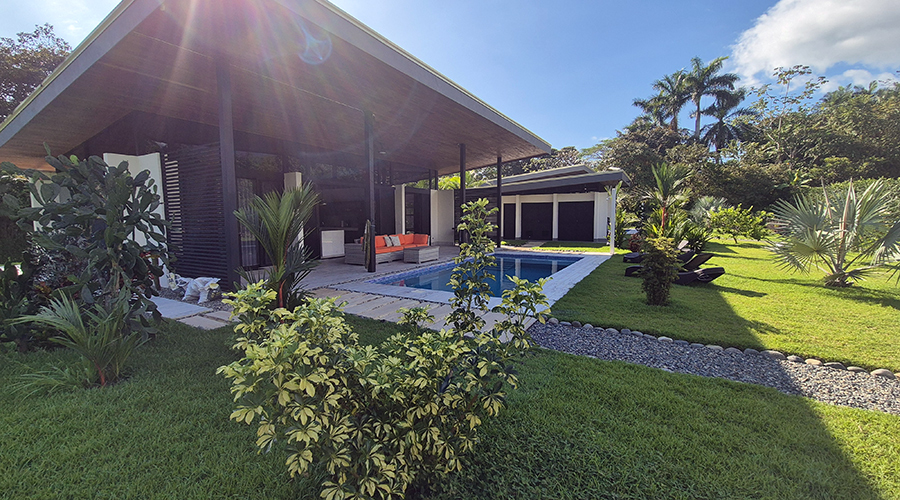 Costa Rica - Ojochal - Casa Transparencia - Extrieur - Villa 1 - Piscine - Vue 2