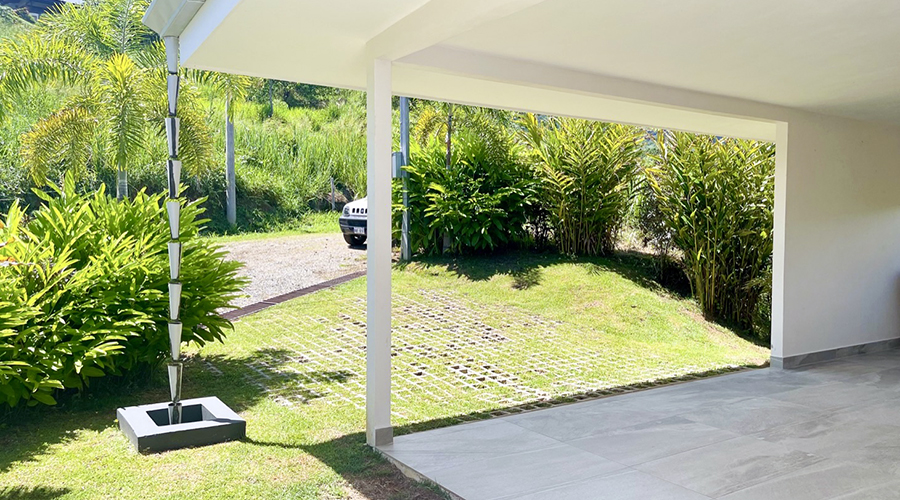 Costa Rica, Ojochal, Villa Gaia - Etage suprieur - Parking - vue 1