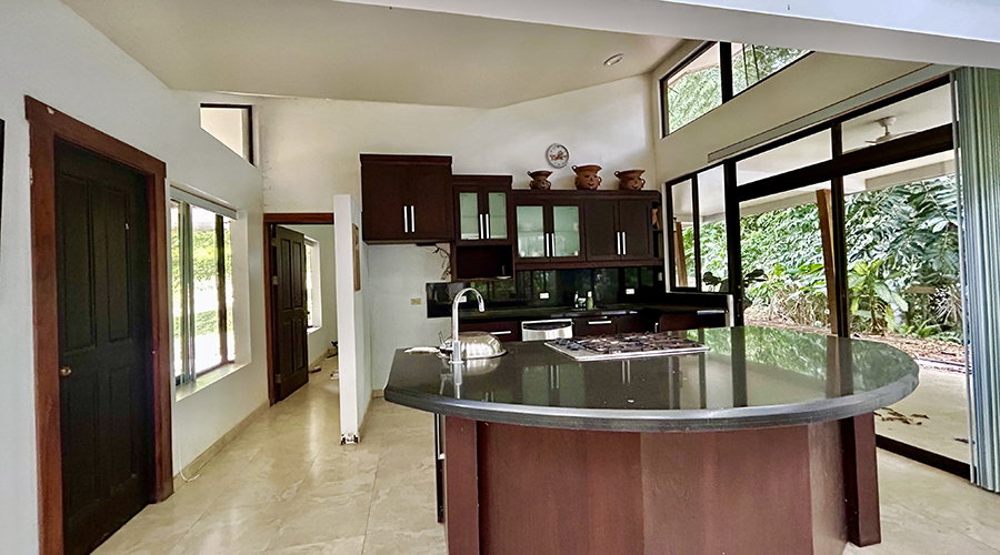 Costa Rica - Puntarenas - Palmar - Casa Palmar - Maison - Intrieur - Cuisine - Vue 1