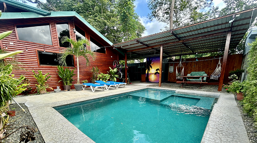 Costa Rica - Osa - Bahia Ballena - Cabinas Bahia 1+1 - Piscine - vue 5