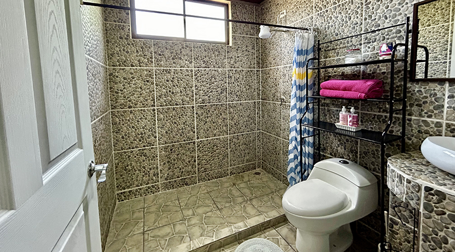Costa Rica - Osa - Bahia Ballena - Los Pisos de Bahia - Un exemple parmi 8 units - vue 14