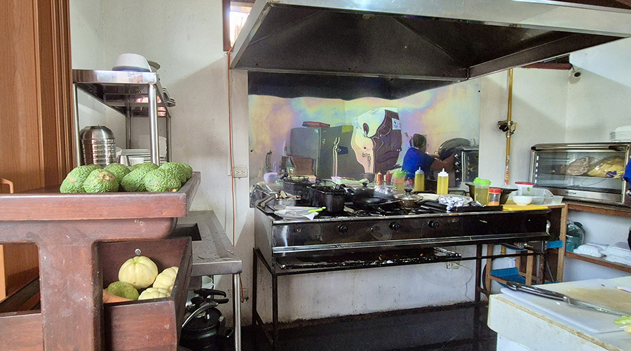 Costa Rica - Province de San Jos - San Isidro de El General - Soda Restaurant Costaricien - Cuisine - vue 1