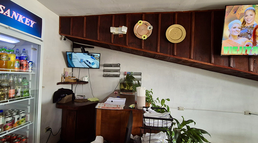 Costa Rica - Province de San Jos - San Isidro de El General - Soda Restaurant Costaricien - Salle - vue 4