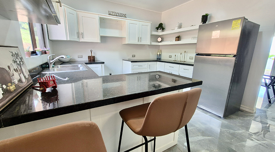 Costa Rica - Berlin - Casa San Miguel II - Niveau Infrieur - Maison -  Cuisine - Vue 1