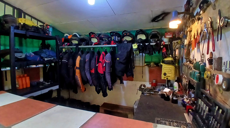 Costa Rica - San Jos - Location & Tours Motos - Atelier - Vue 1