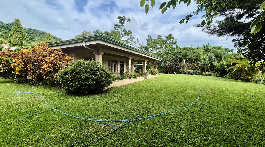Costa Rica - San Jos? - La Palma - Casa Rustica - Maison - Ext?rieur - Vue 2