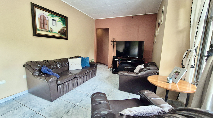 Costa Rica - San Jos - Pedregosito - Casa Pedregosito - Intrieur - Sjour - Vue 1