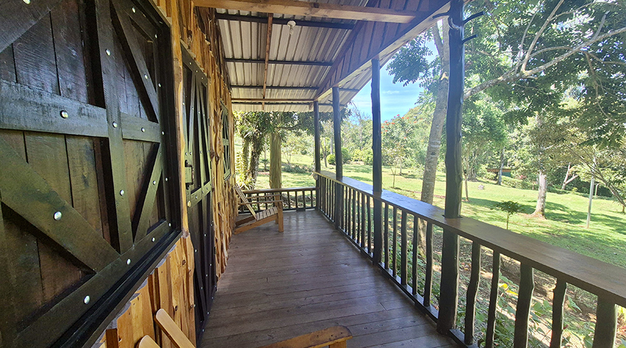 Costa Rica - San Jos� - Quebradas - Casa Julio - Maison - Int�rieur - Terrasse - Vue 1
