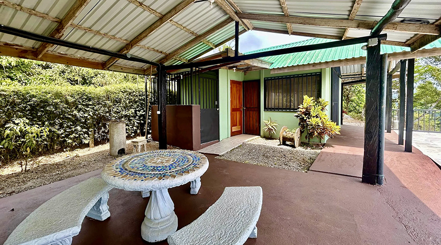 Costa Rica - Perez Zeledon - San Isidro - Casita Morete - Rancho - vue 1
