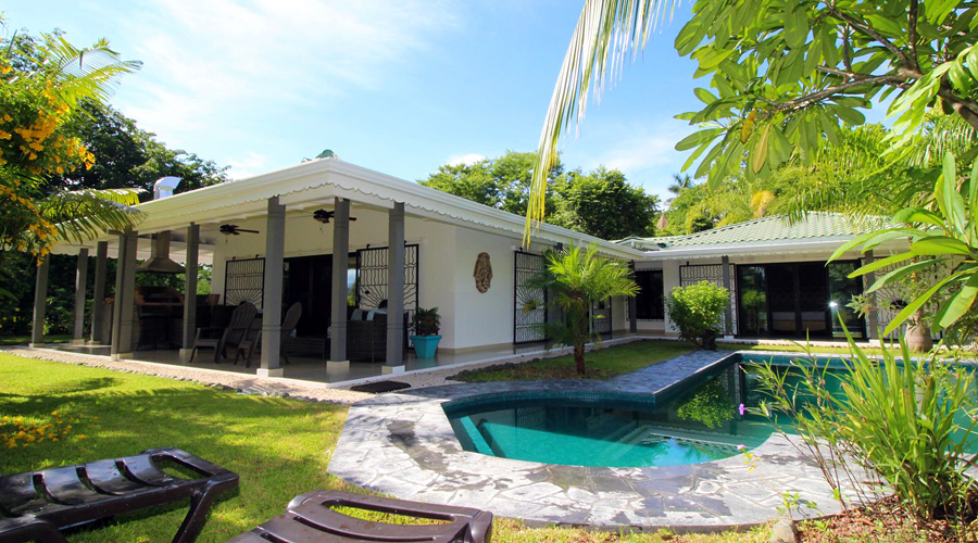 Costa Rica - Guanacaste - Samara - Villa Nath -  Terrasse et piscine - Vue 2