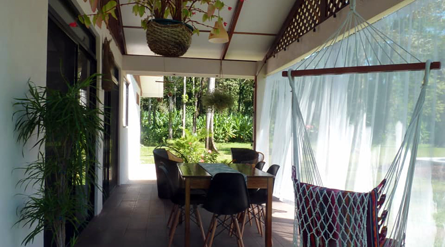 Costa Rica - Cahuita - Maison neuve 4 chambres - La terrasse
