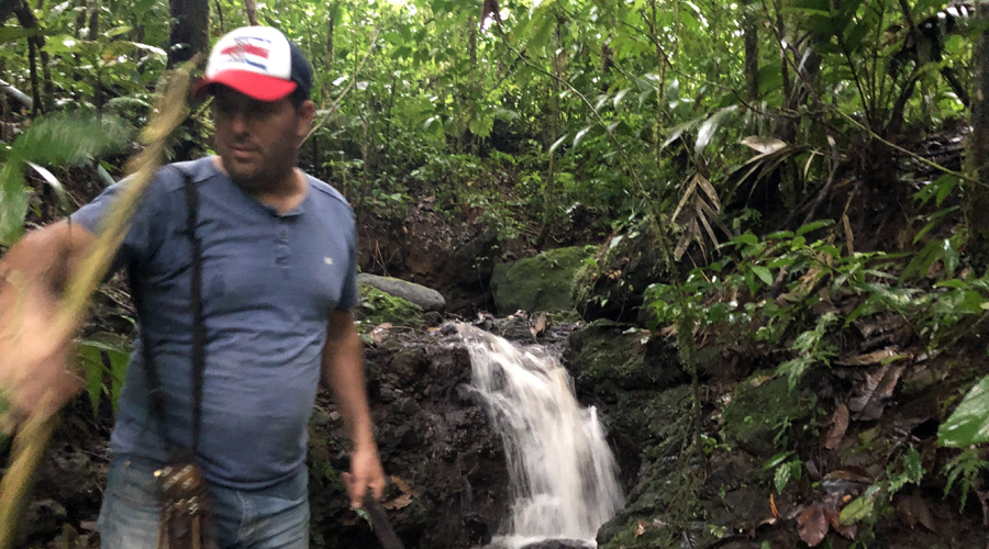 Finca de 22 hectares prs de Bijagua, nord du Costa Rica - Le haut de la cascade