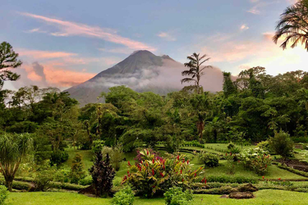L'un des nombreux volcans du Costa Rica